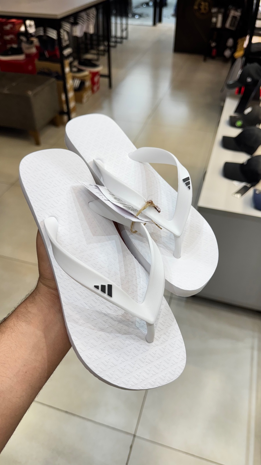 Chinelo Adidas